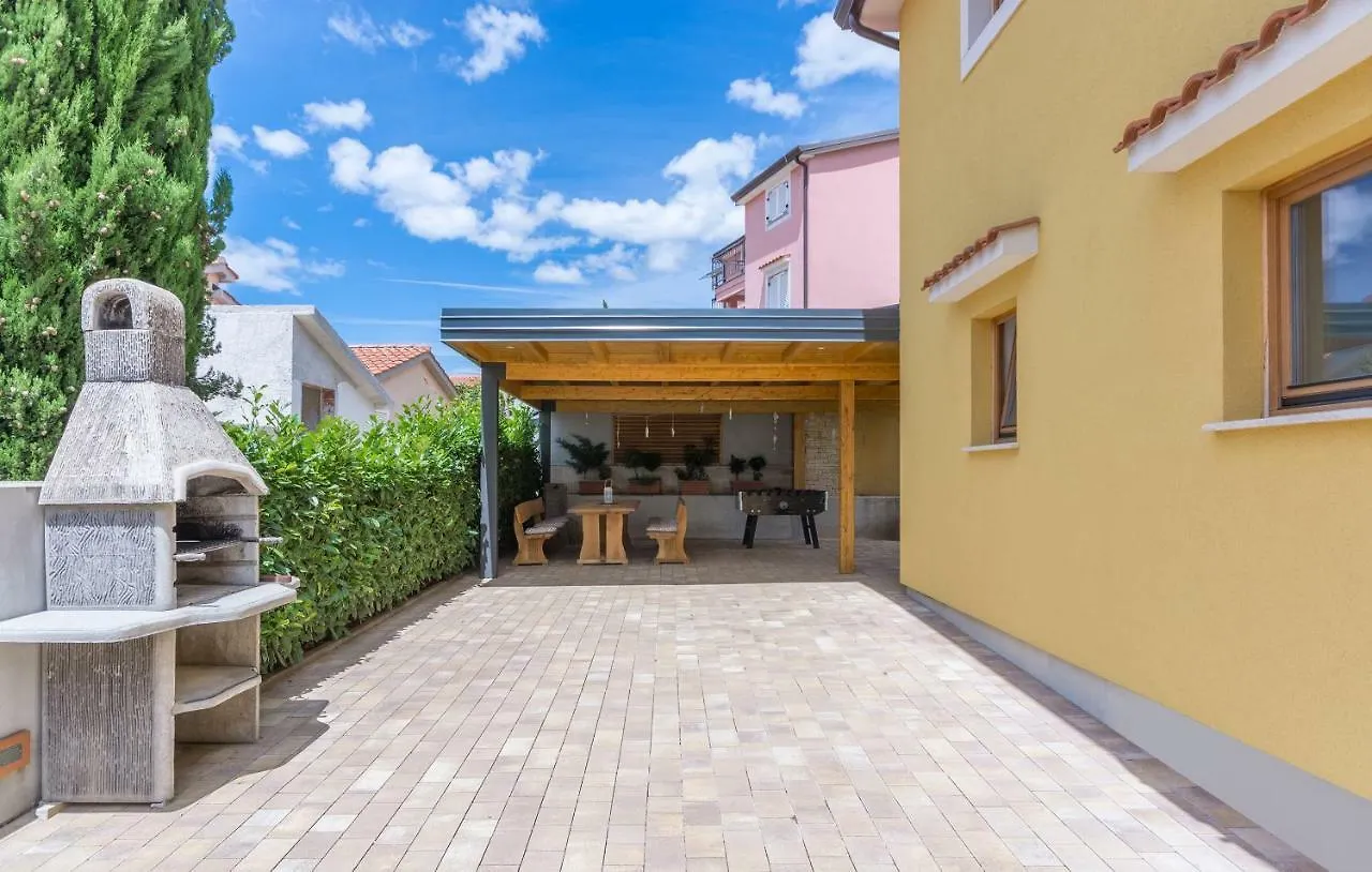 Villa Mala Porec 0*,  Croatia